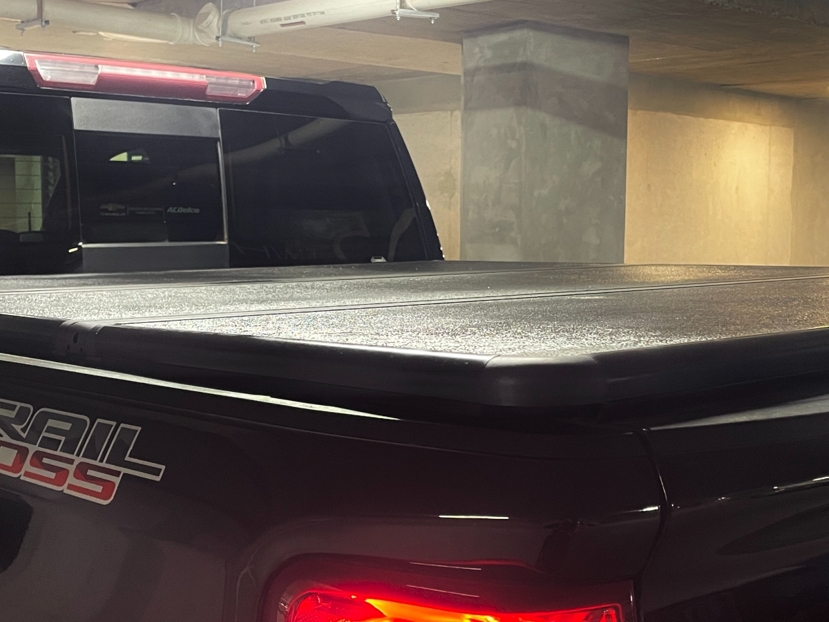 Vehicle media 8