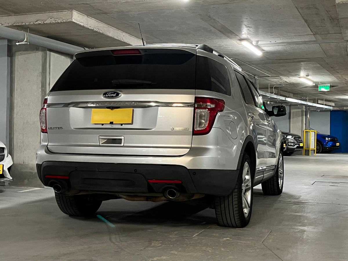 Vehicle media 5