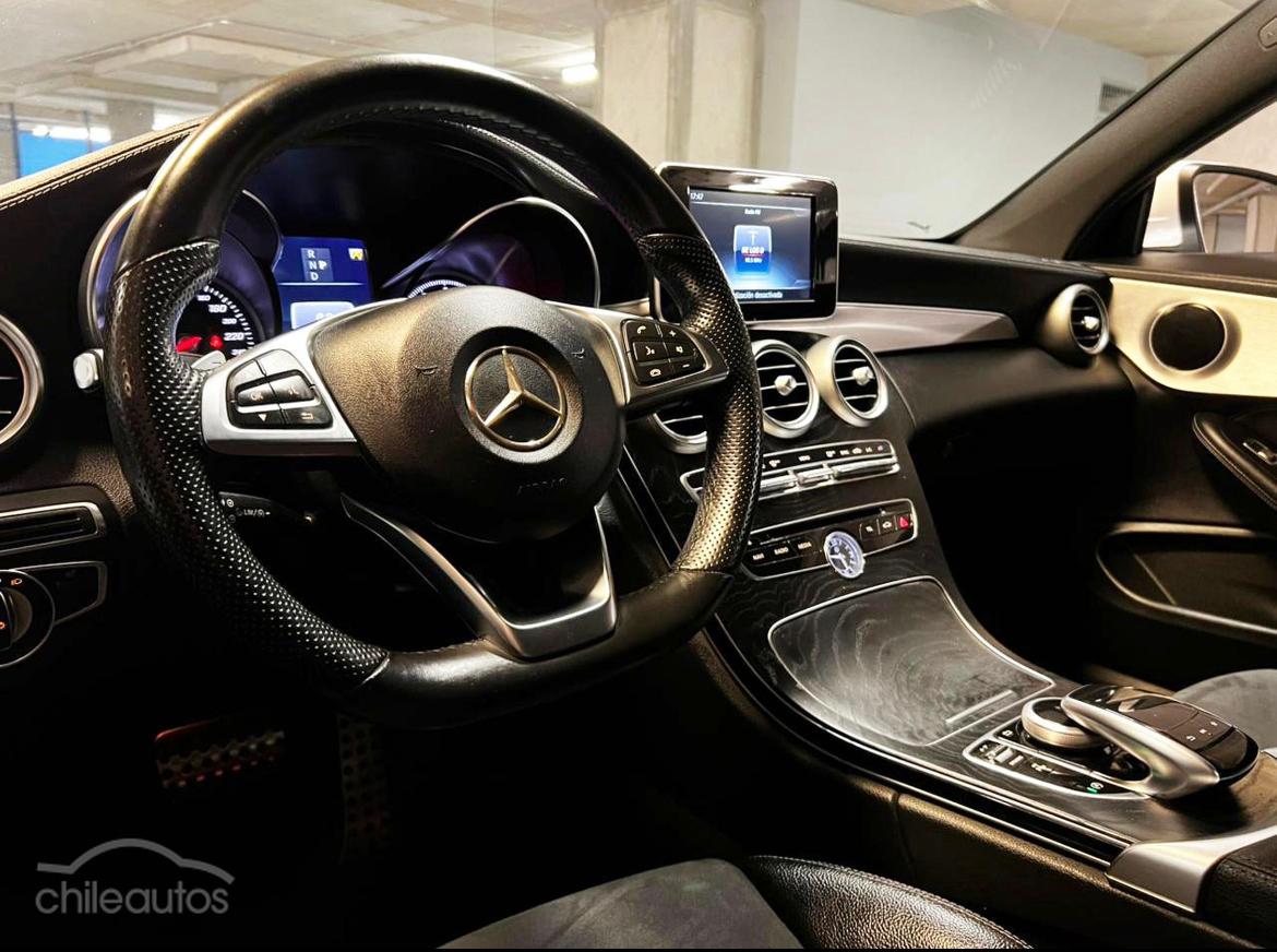 Vehicle media 10