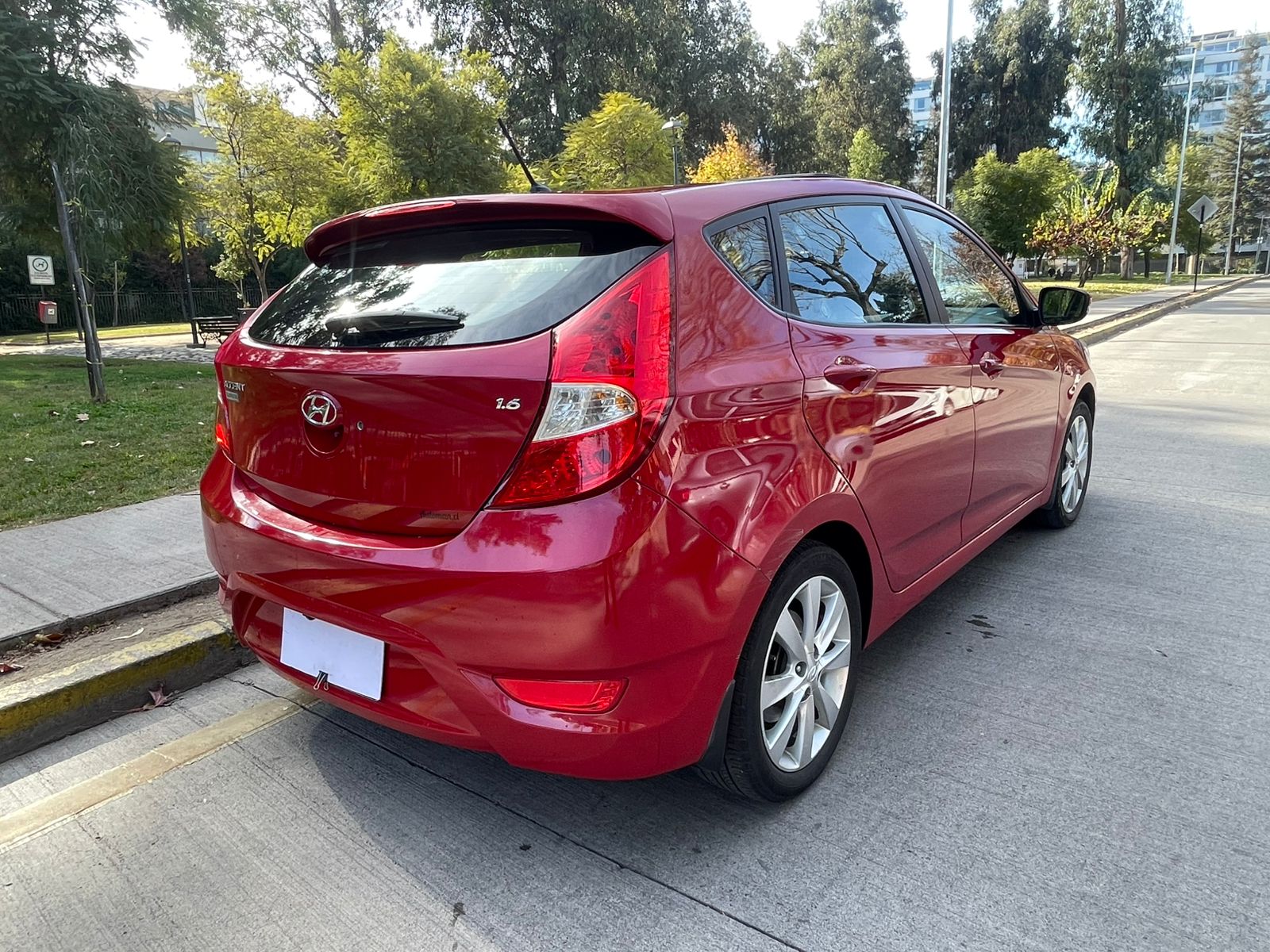 Vehicle media 9