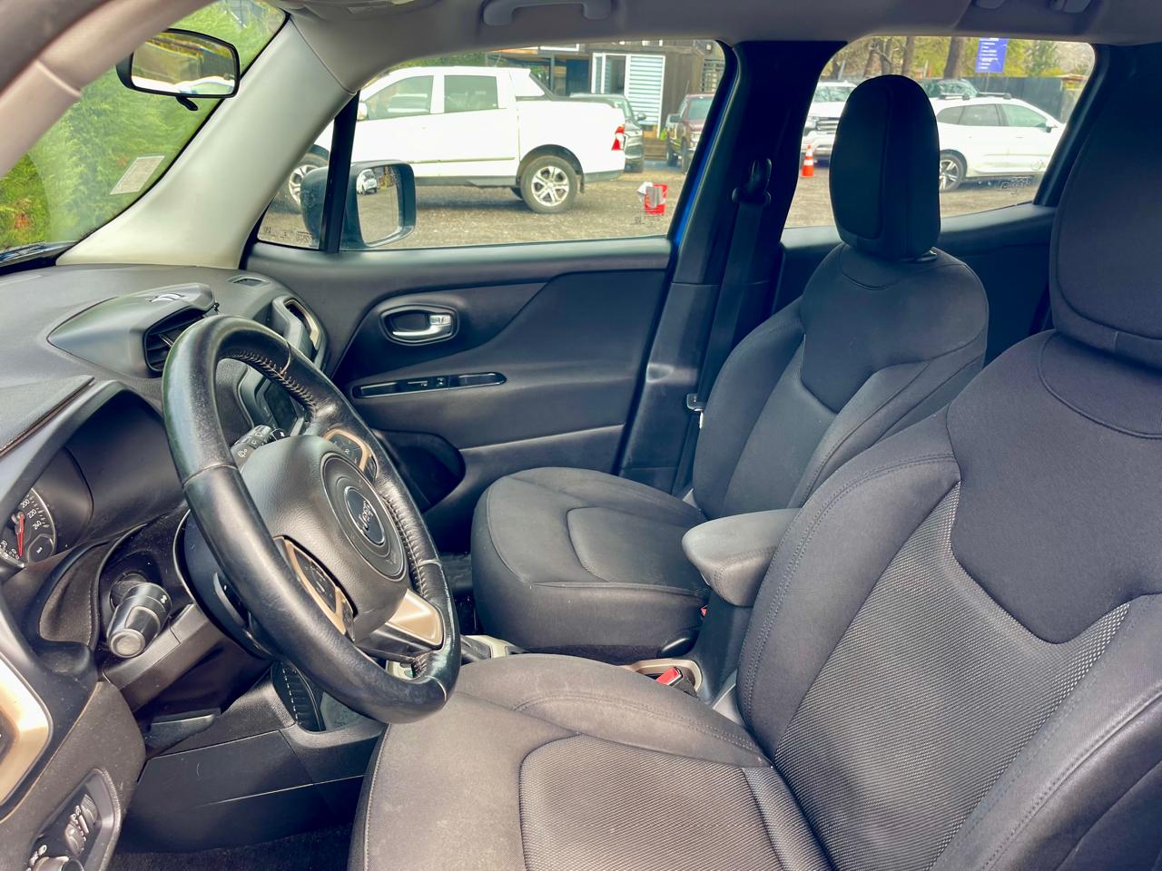 Vehicle media 9