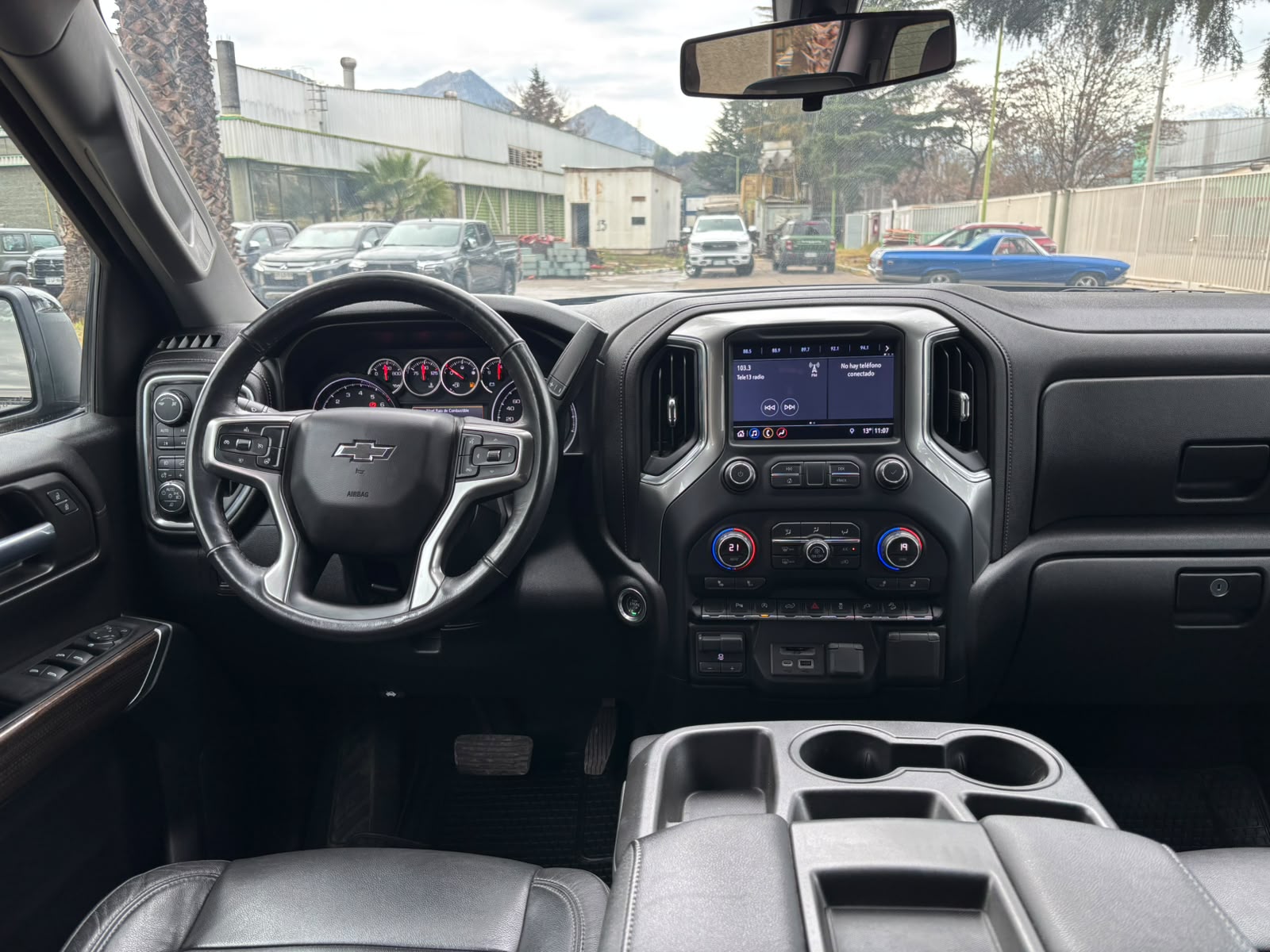 Vehicle media 10
