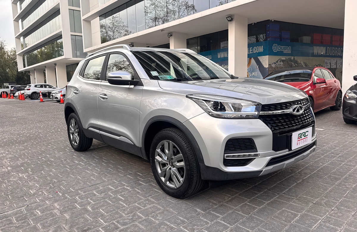 Vehicle media 9