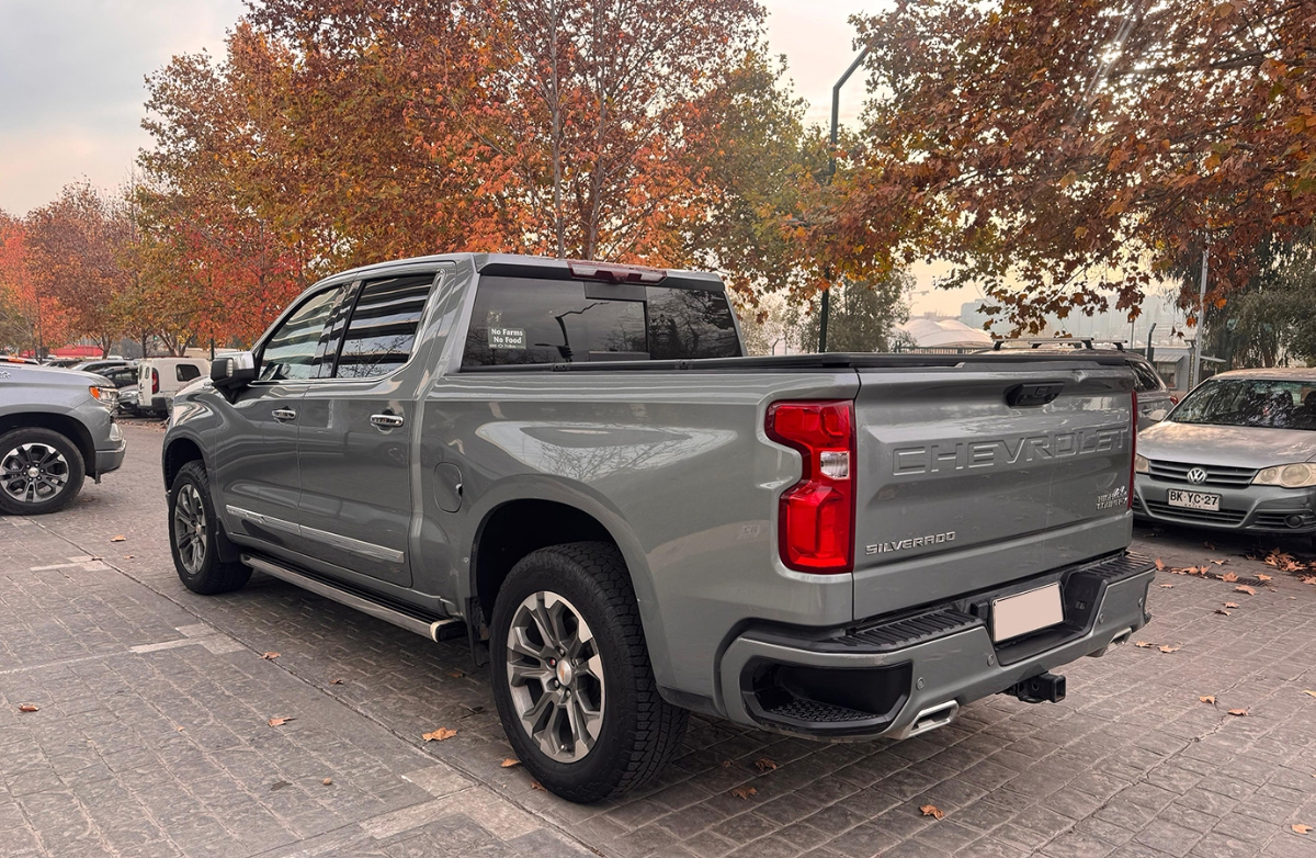 Vehicle media 5