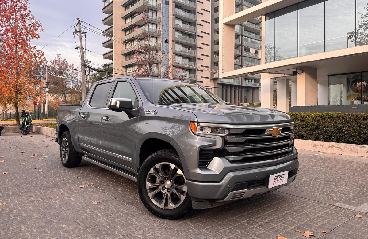 Chevrolet Silverado undefined