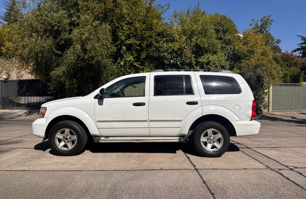 Vehicle media 4