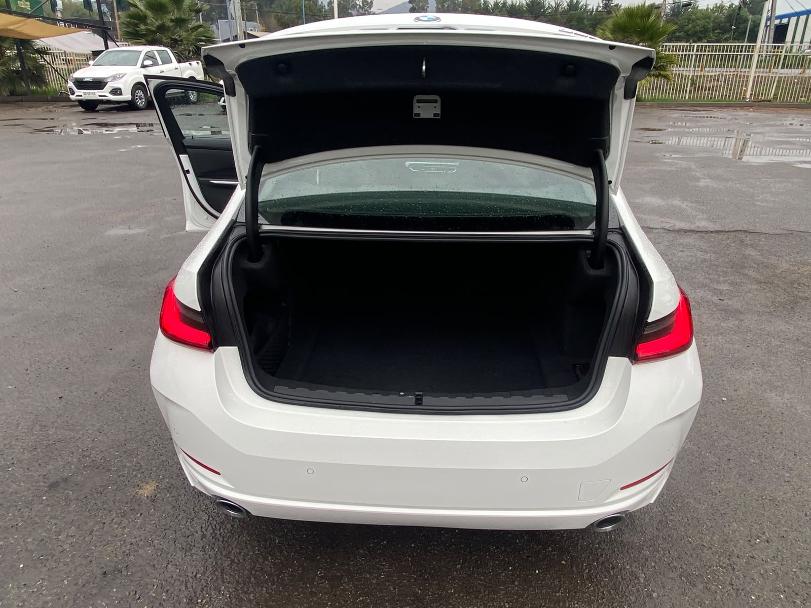 Vehicle media 10