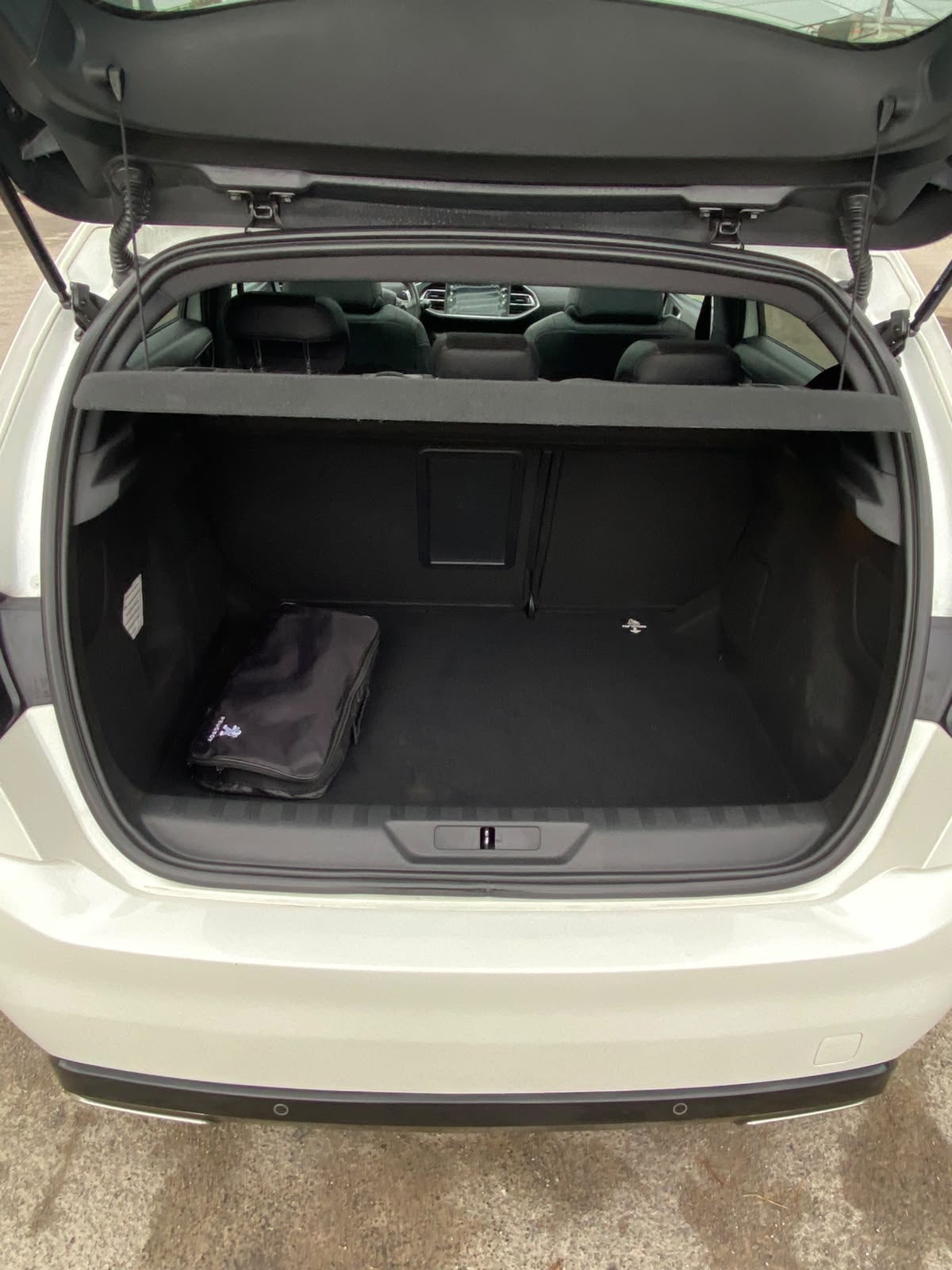Vehicle media 10
