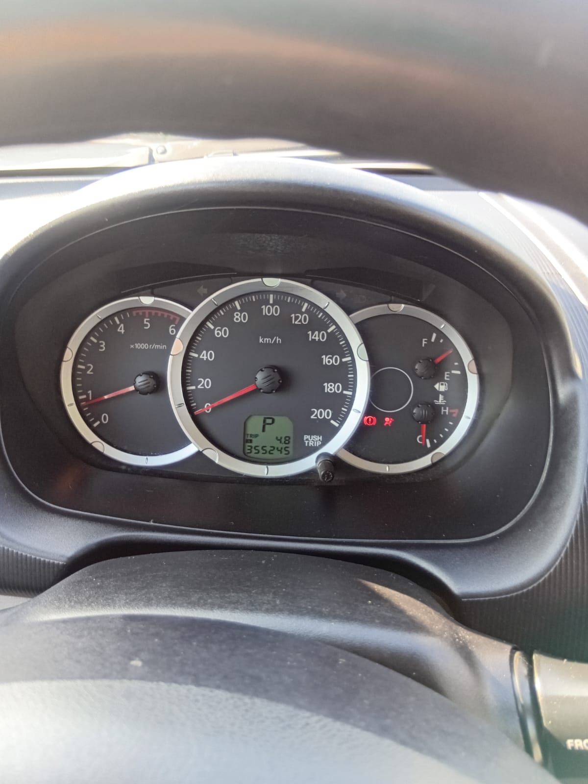 Vehicle media 9