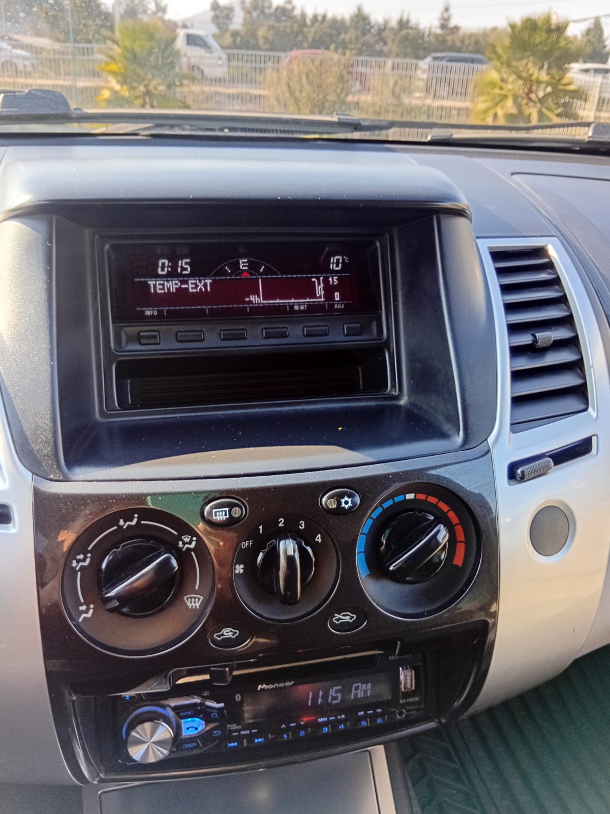 Vehicle media 11