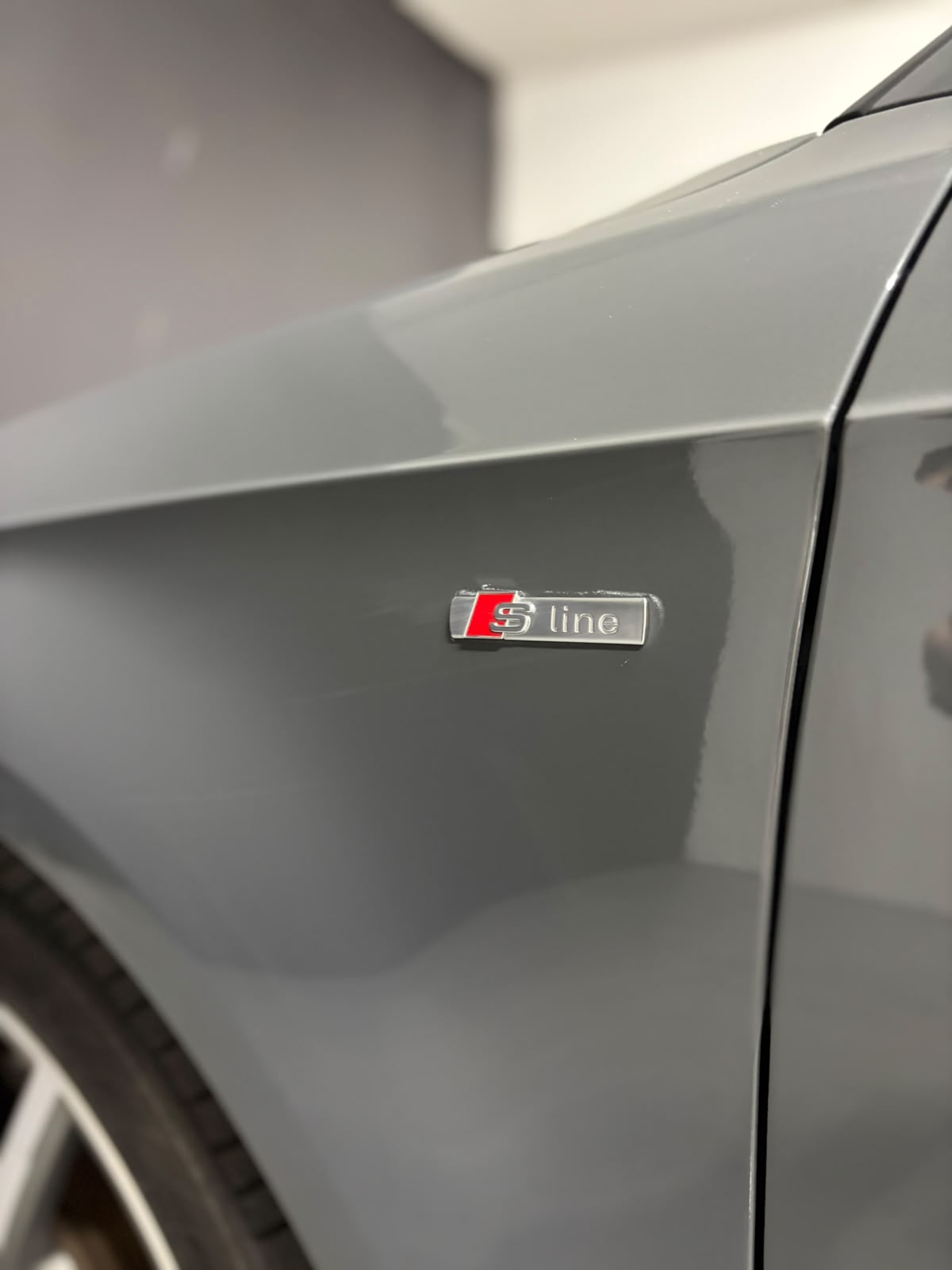 Vehicle media 8