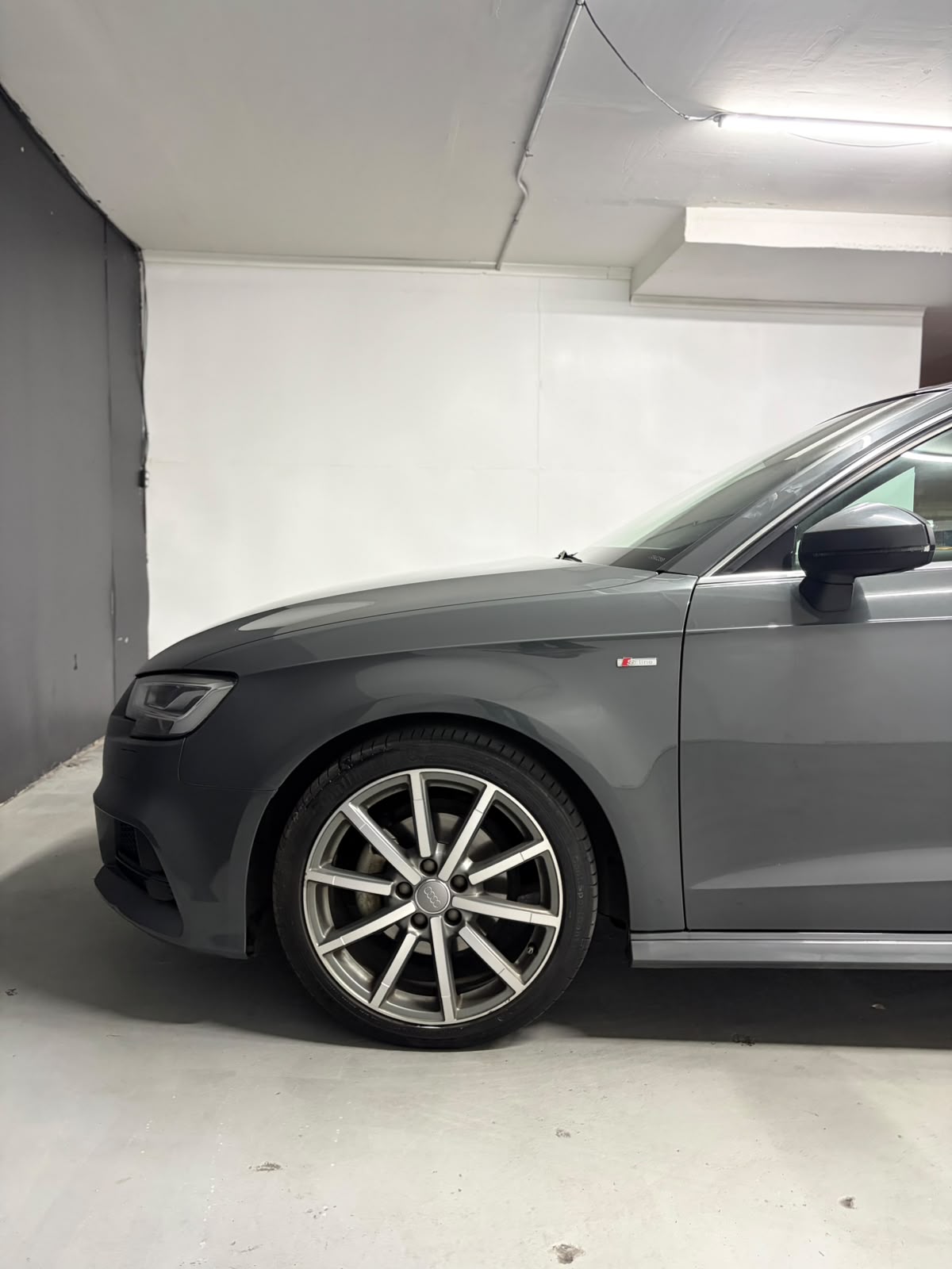 Vehicle media 7