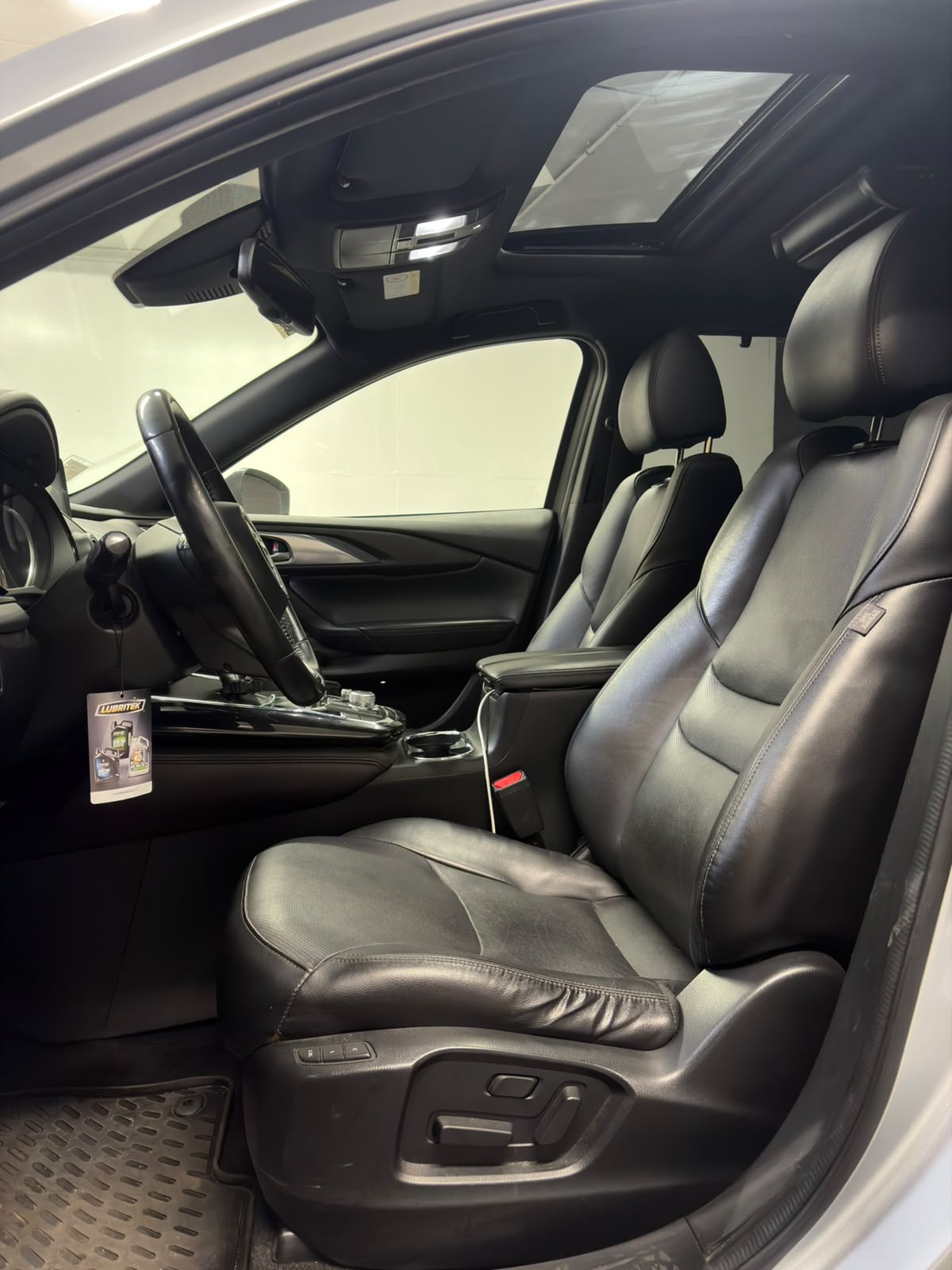 Vehicle media 10