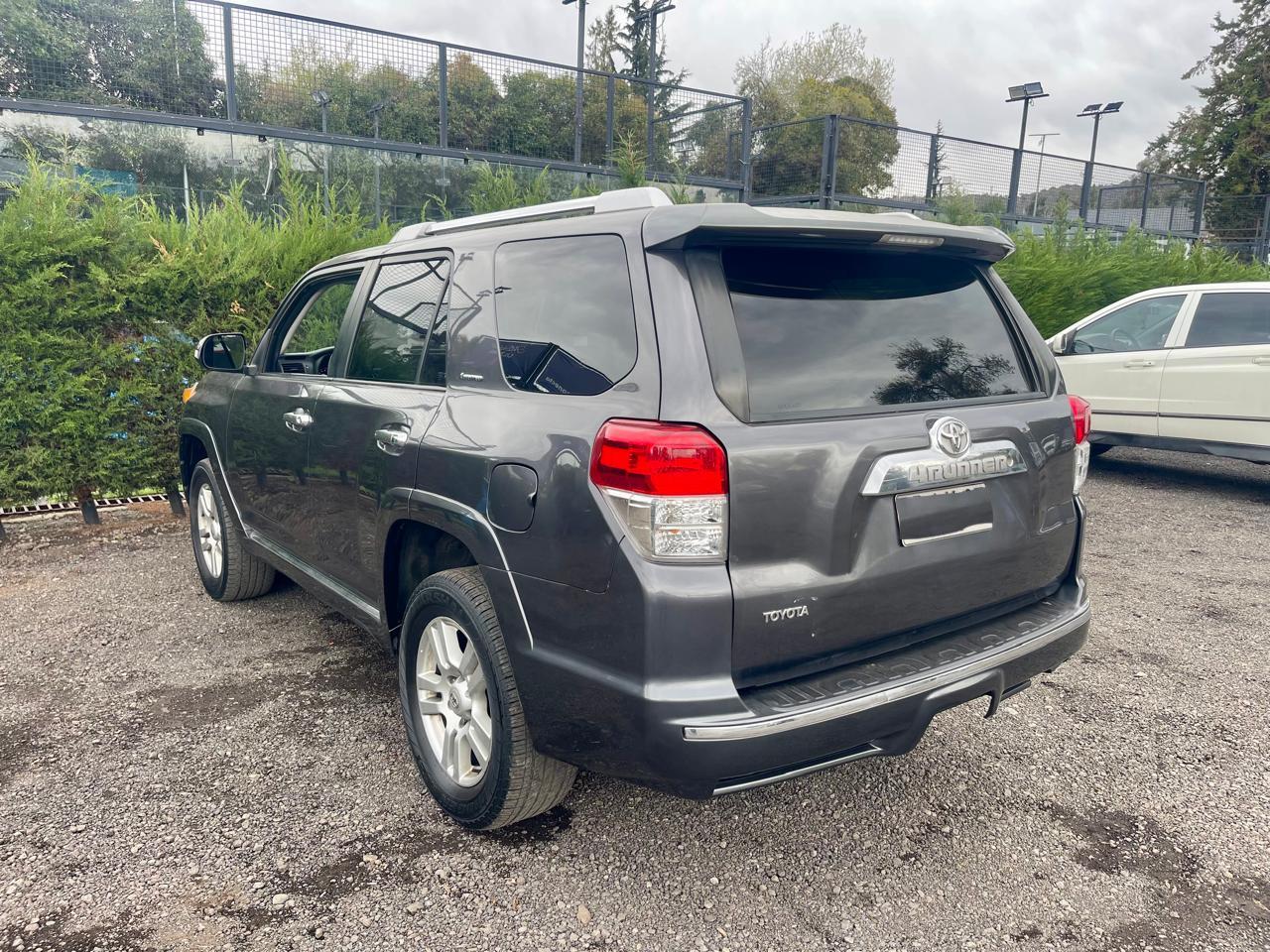Vehicle media 8