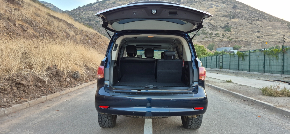 Vehicle media 9
