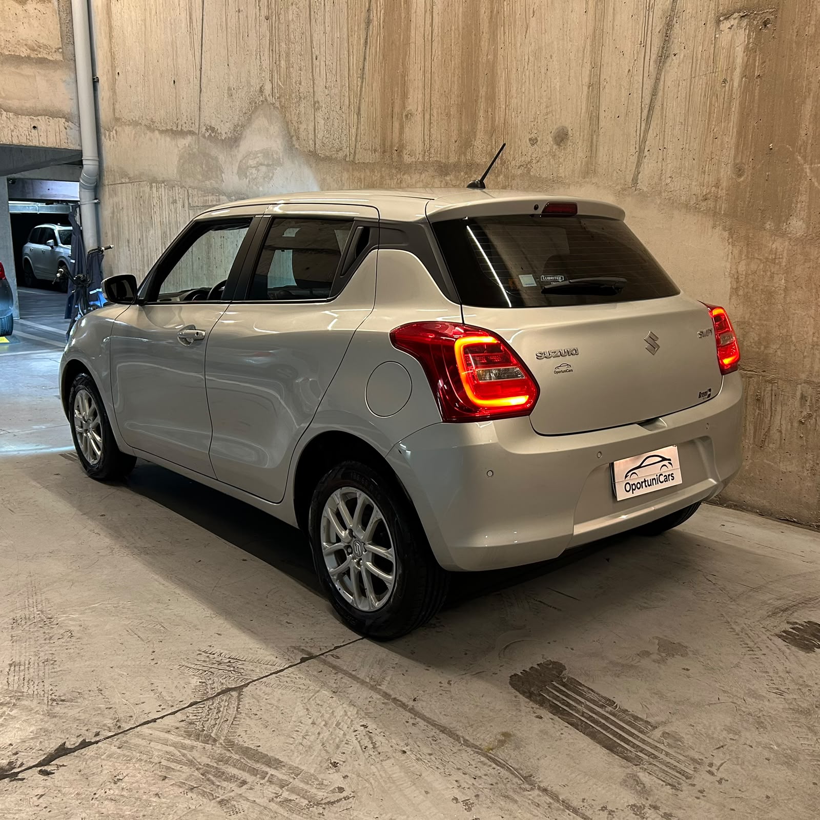Vehicle media 3