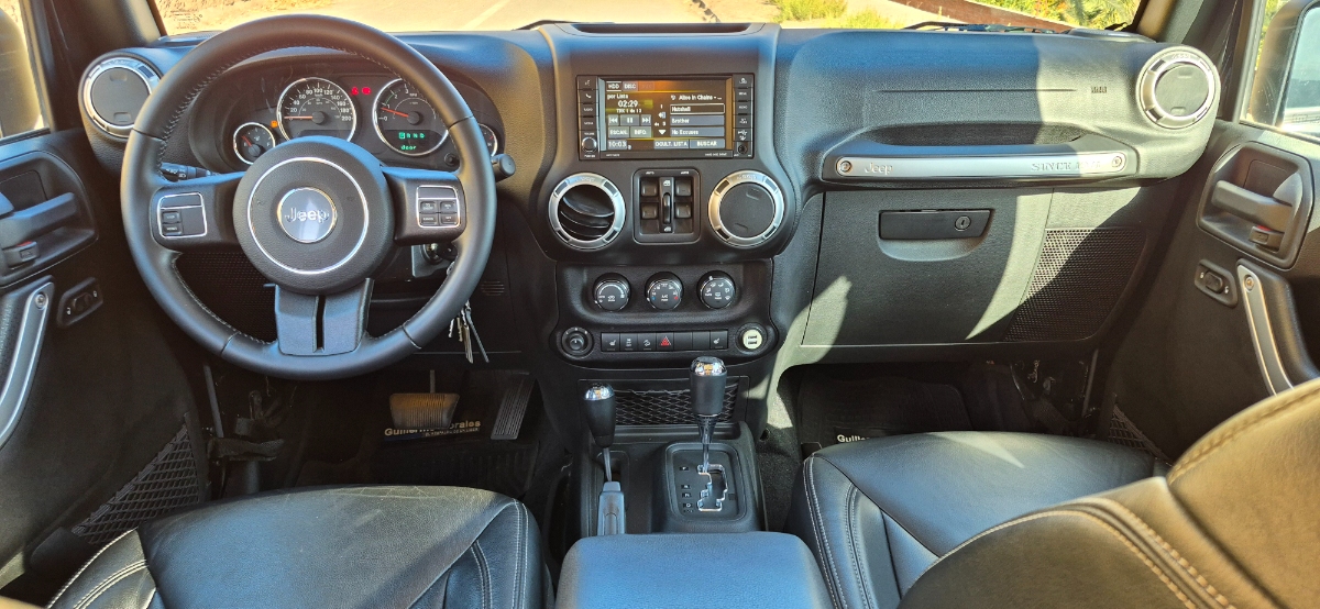 Vehicle media 10