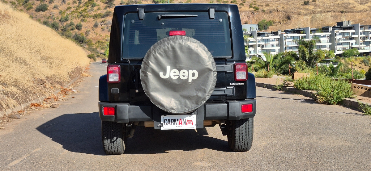 Vehicle media 7