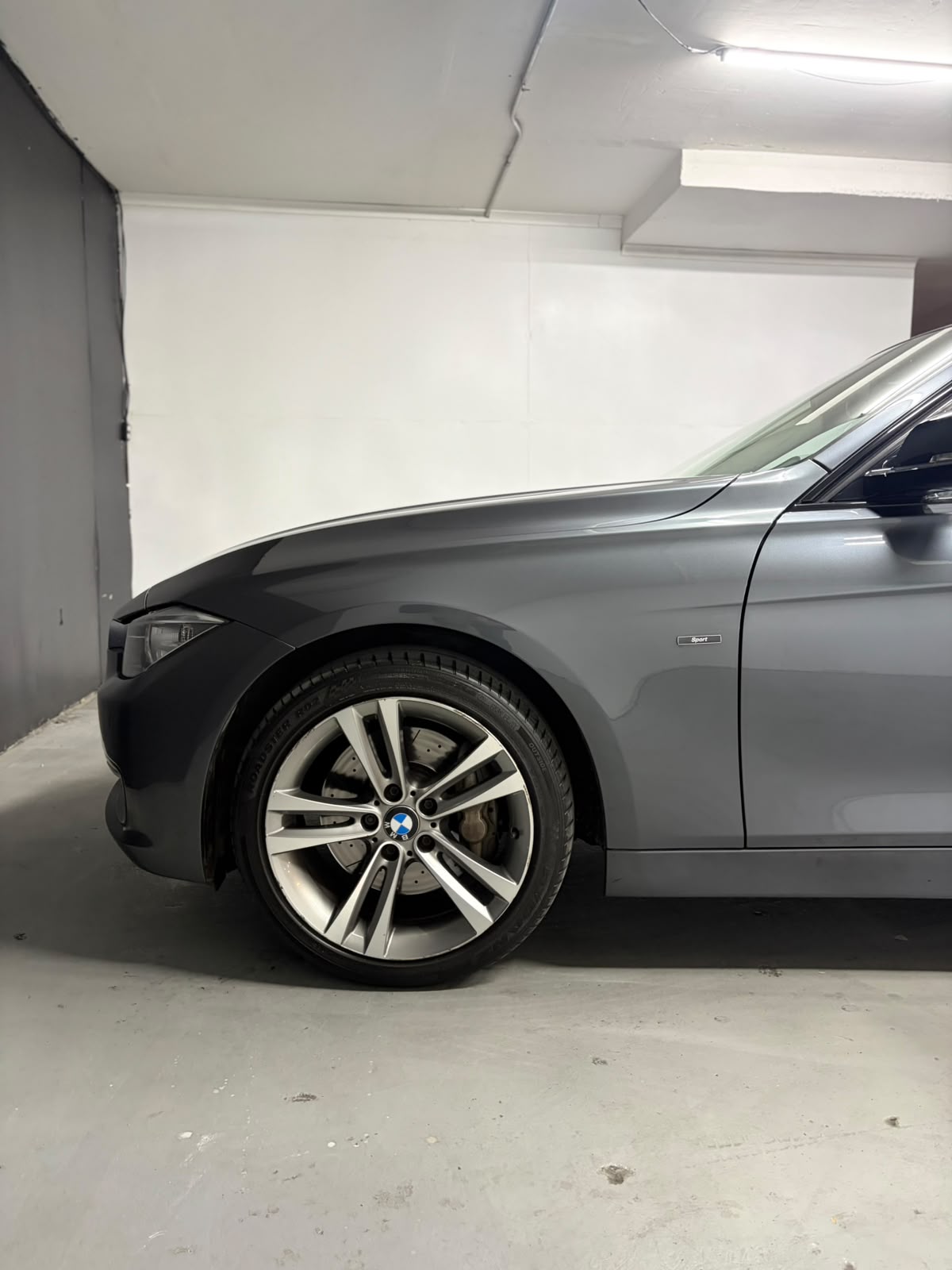 Vehicle media 7