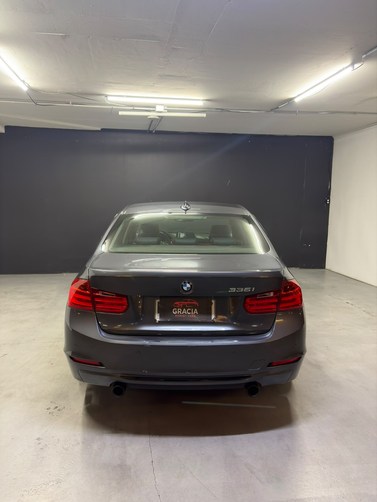 Vehicle media 5