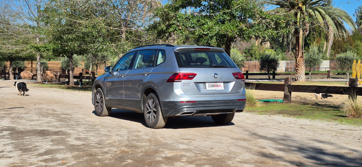 Vehicle media 8