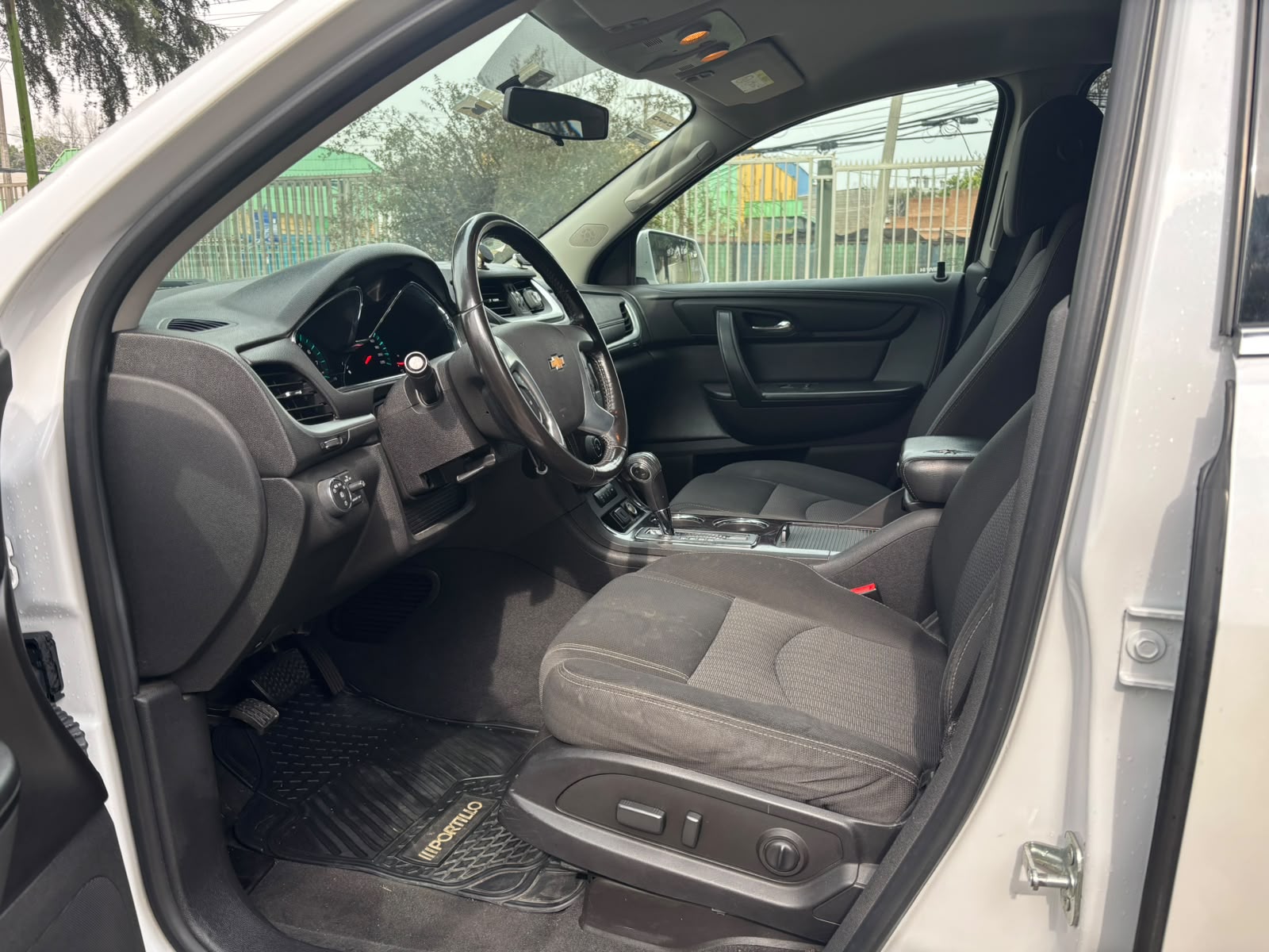 Vehicle media 6