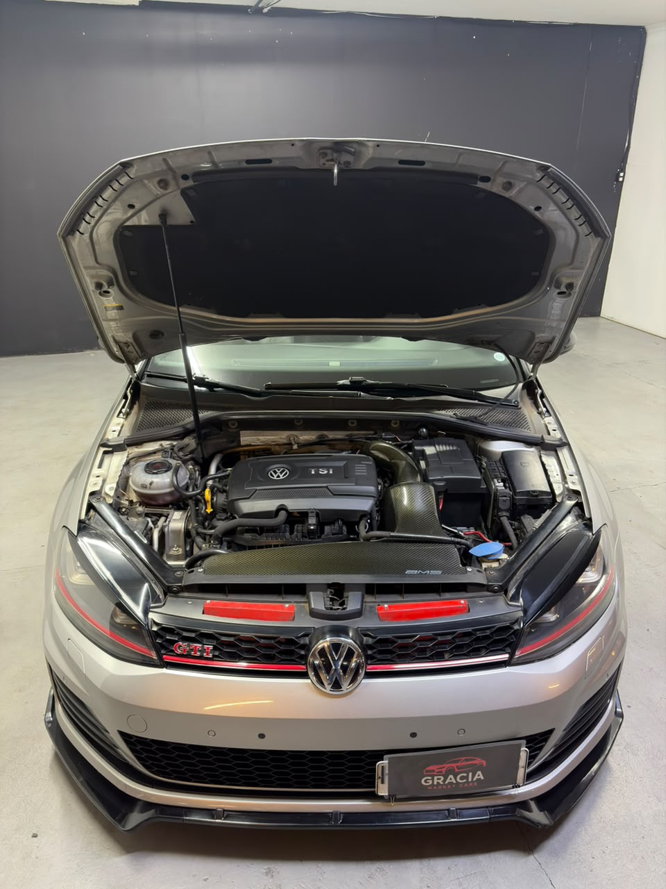 Vehicle media 19
