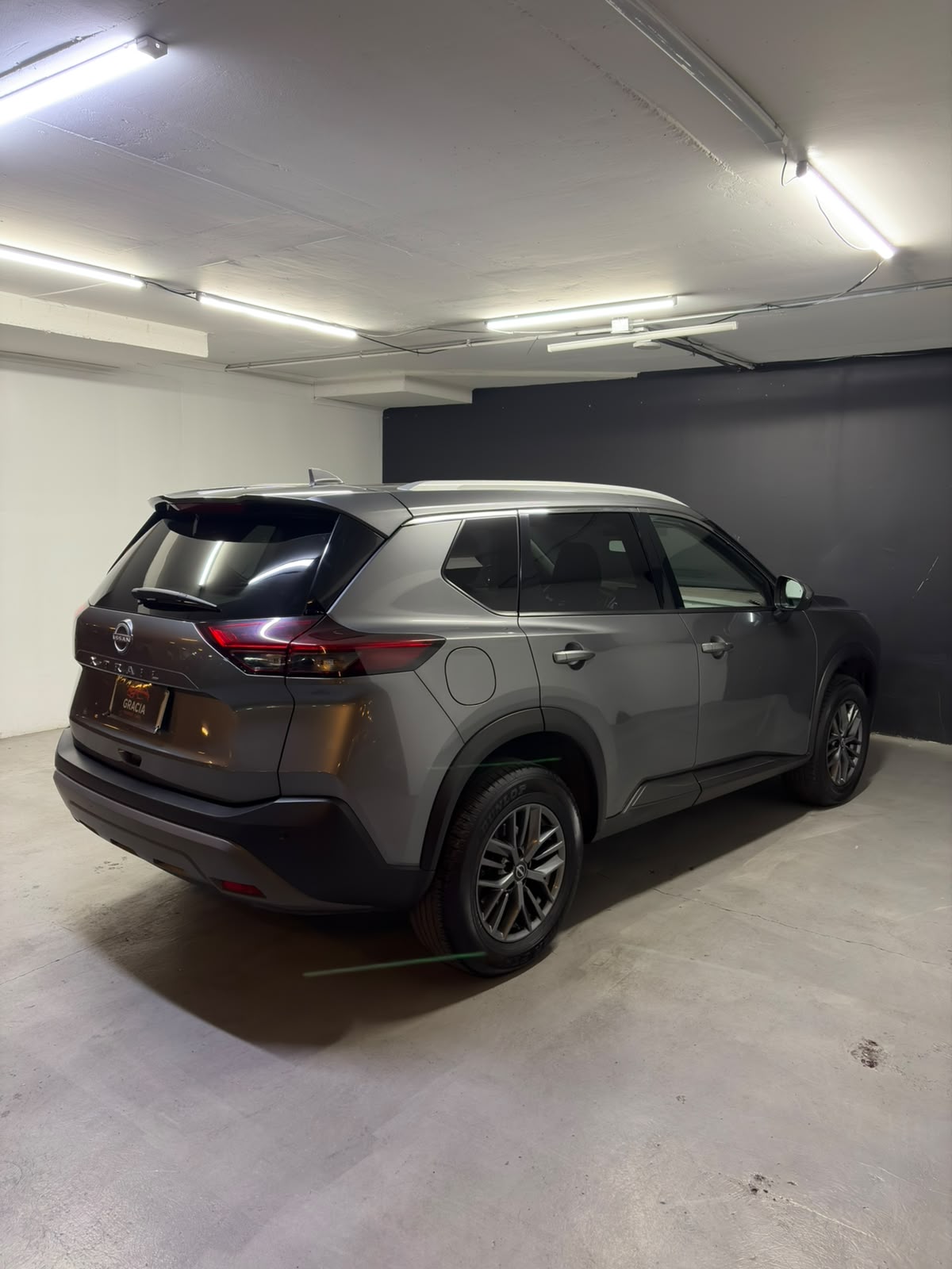 Vehicle media 4