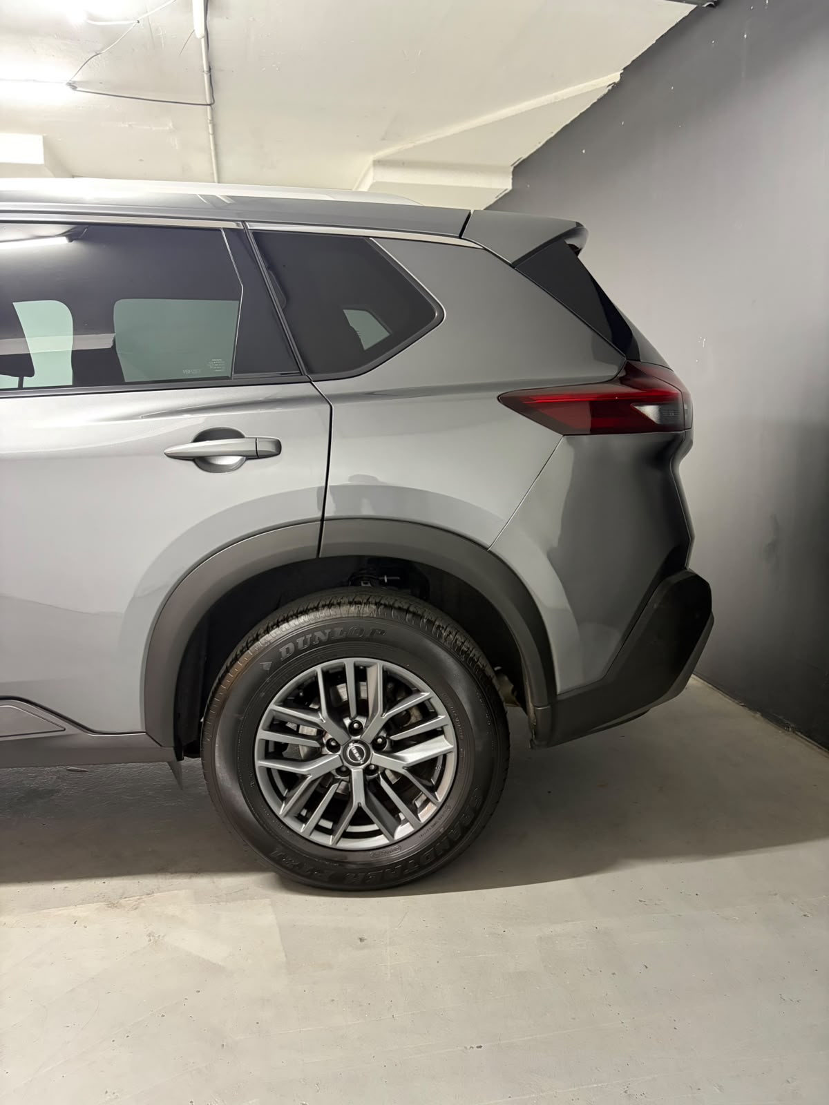 Vehicle media 8
