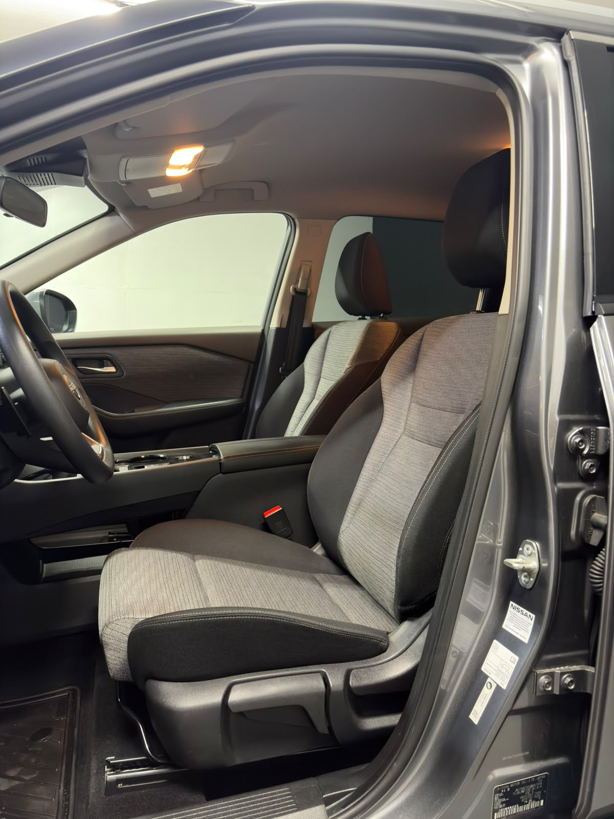 Vehicle media 10