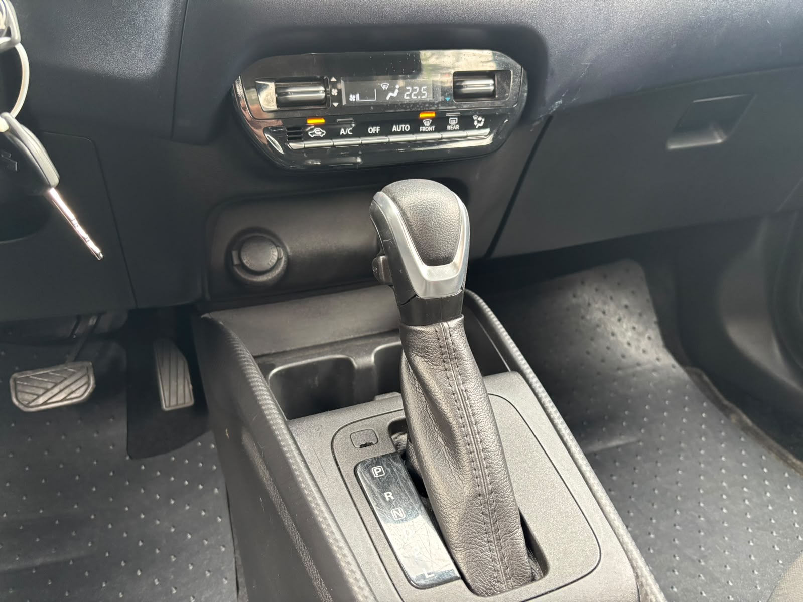 Vehicle media 14