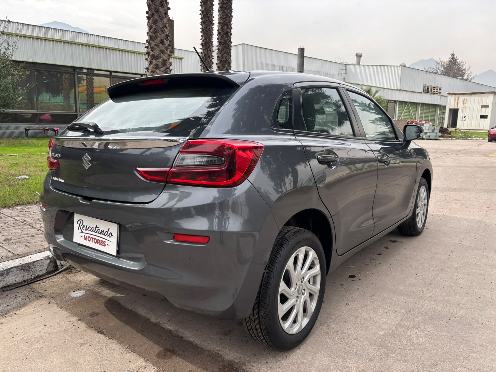 Vehicle media 4
