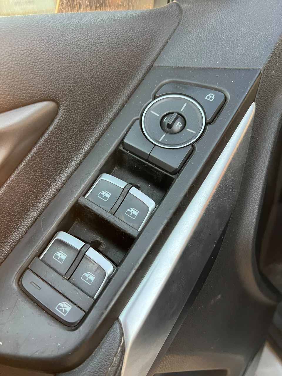 Vehicle media 14