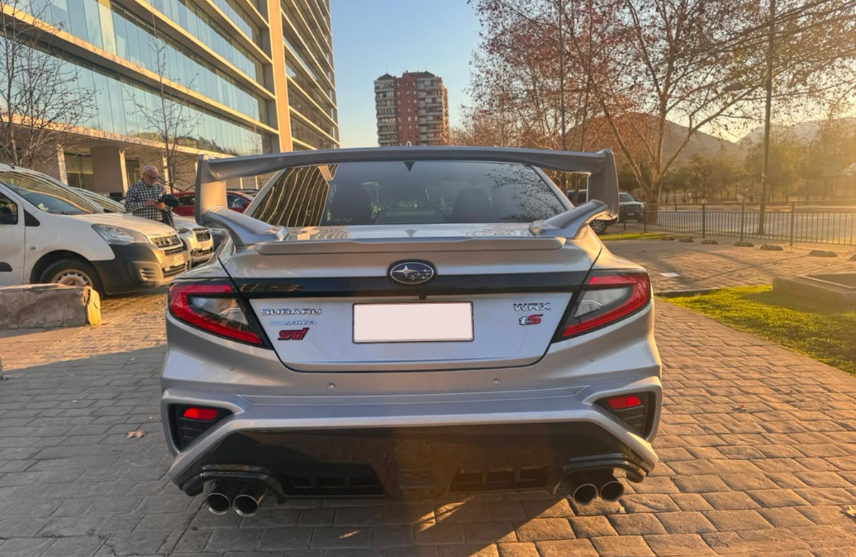 Vehicle media 5