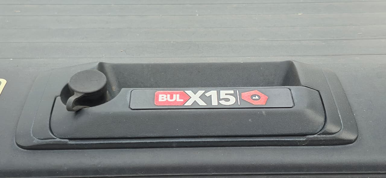 Vehicle media 9