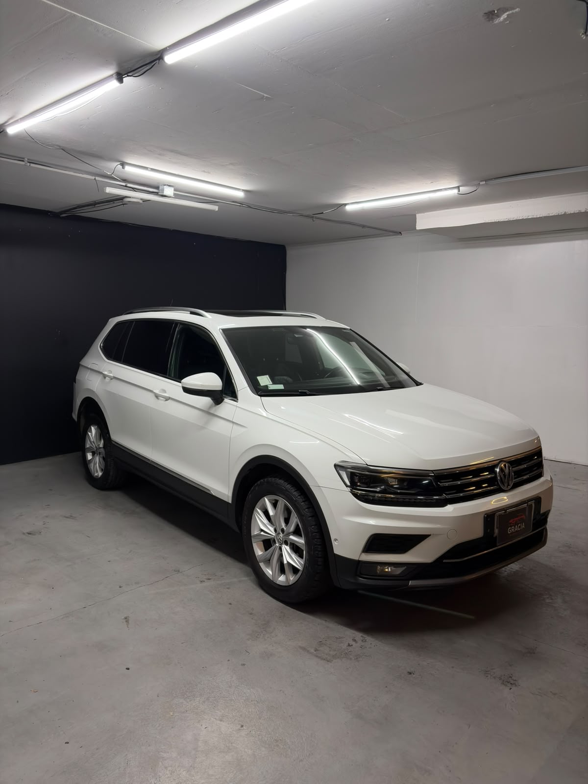 Vehicle media 3