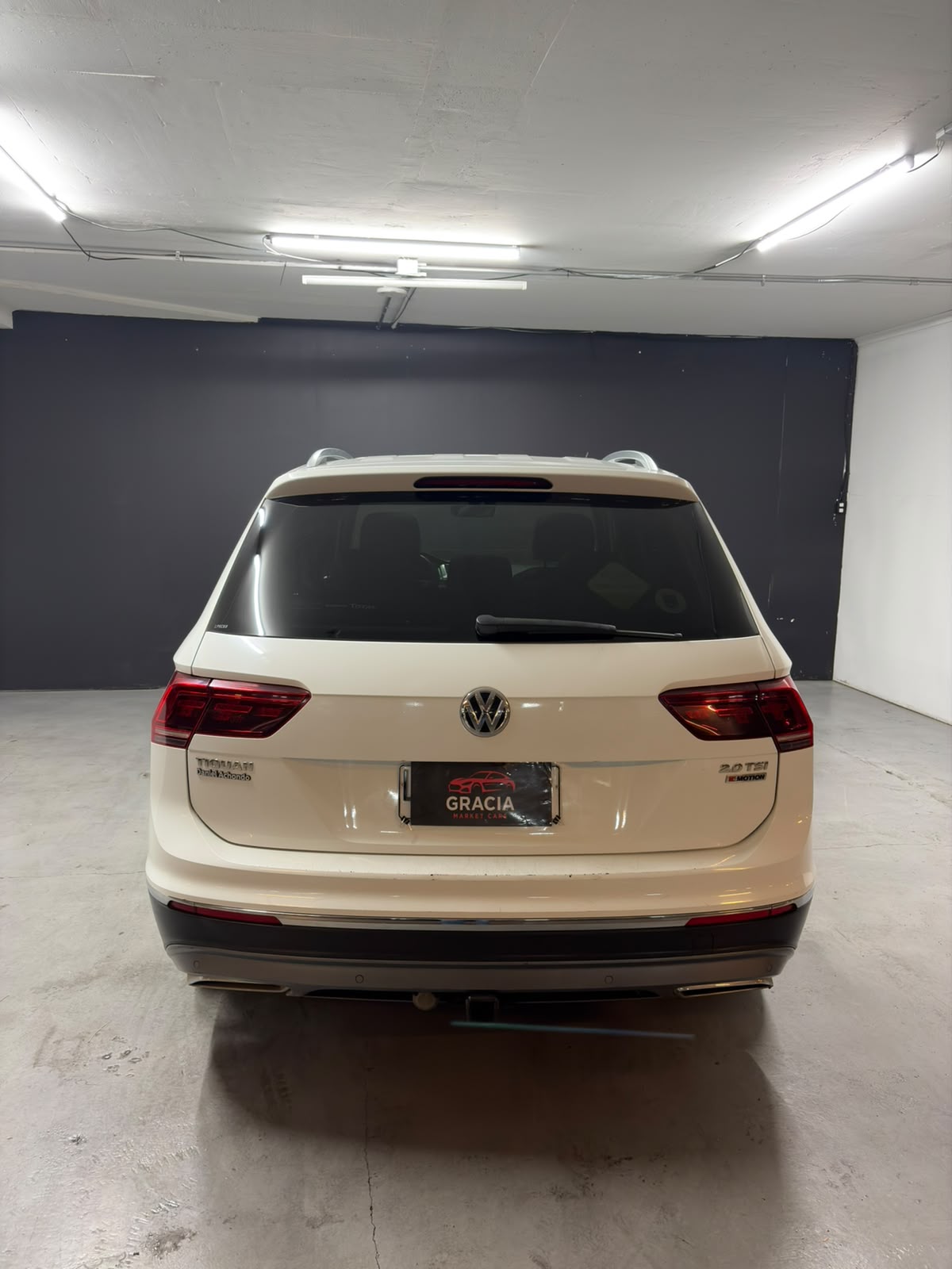 Vehicle media 5