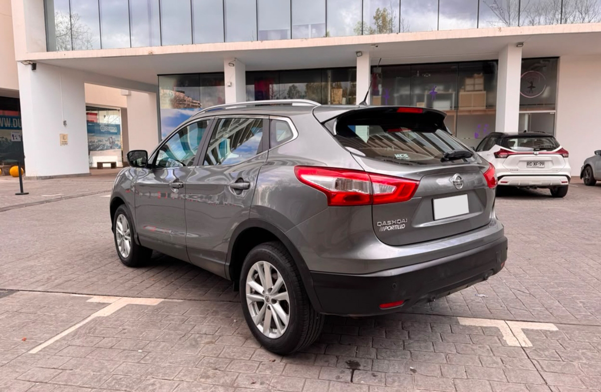 Vehicle media 5