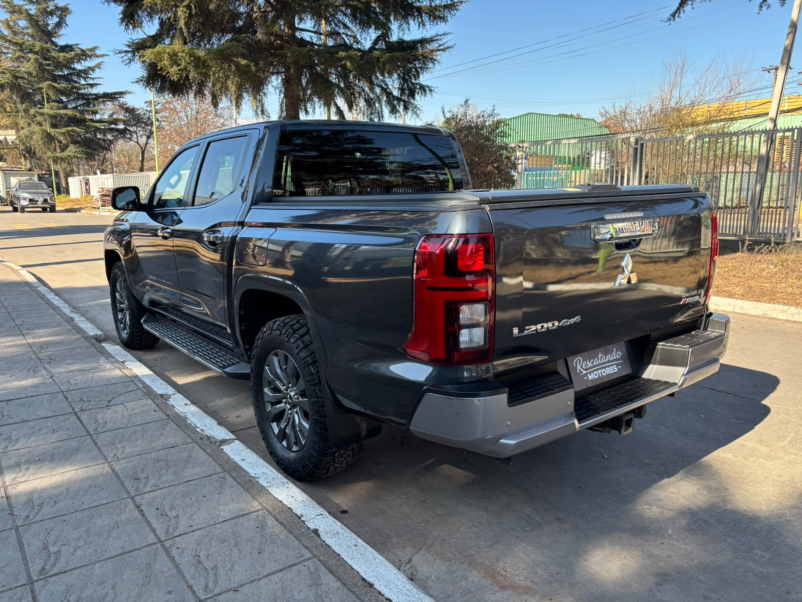 Vehicle media 4
