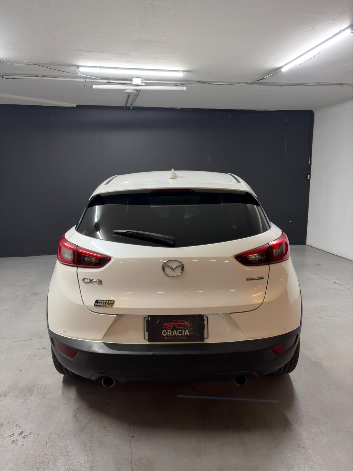 Vehicle media 5