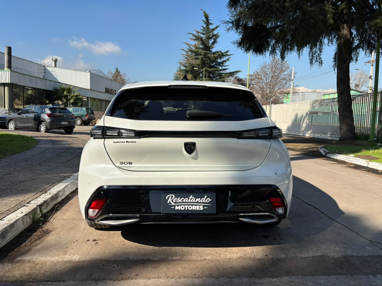 Vehicle media 5