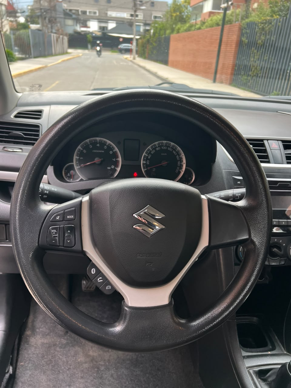 Vehicle media 9