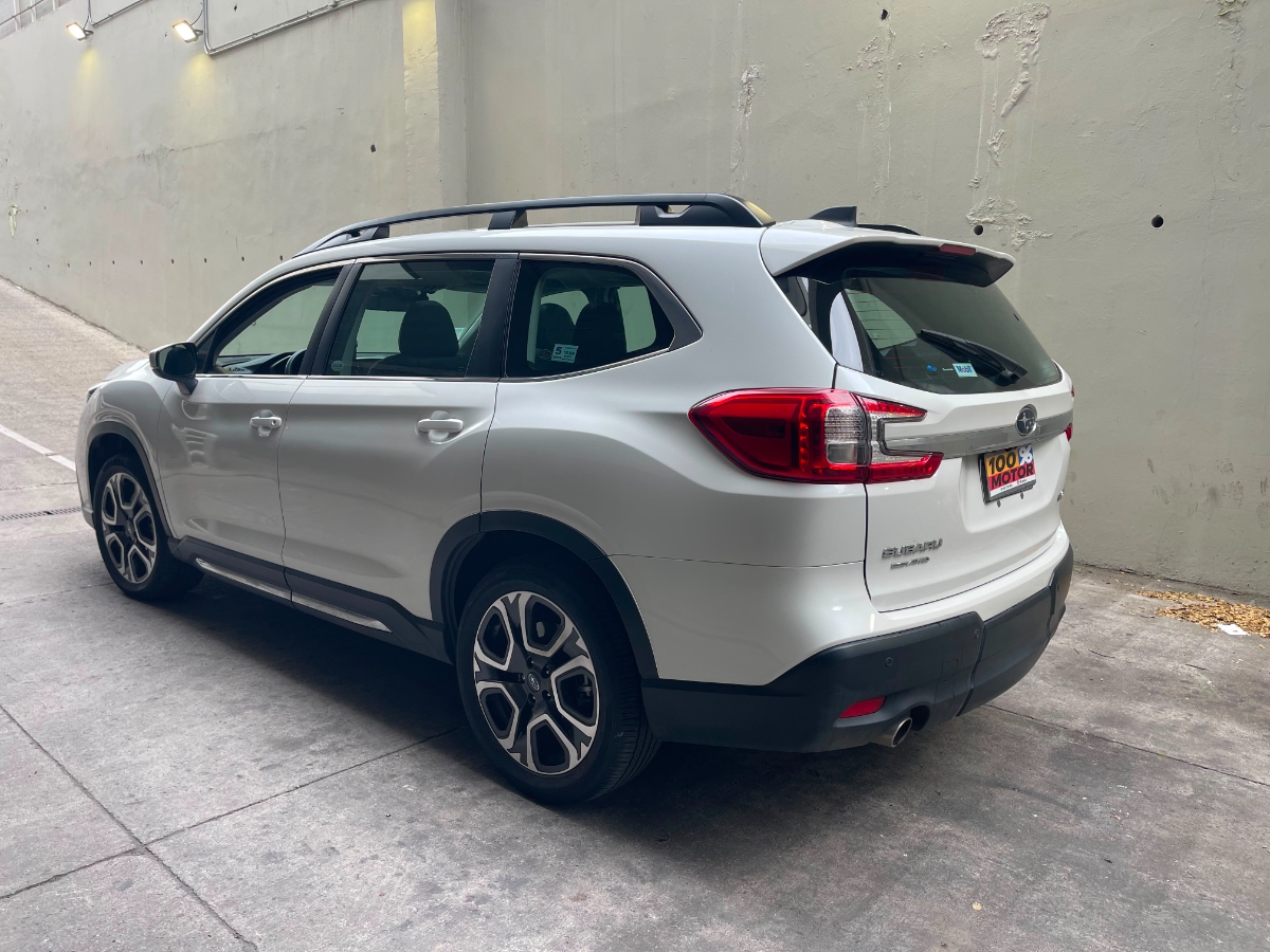 Vehicle media 5