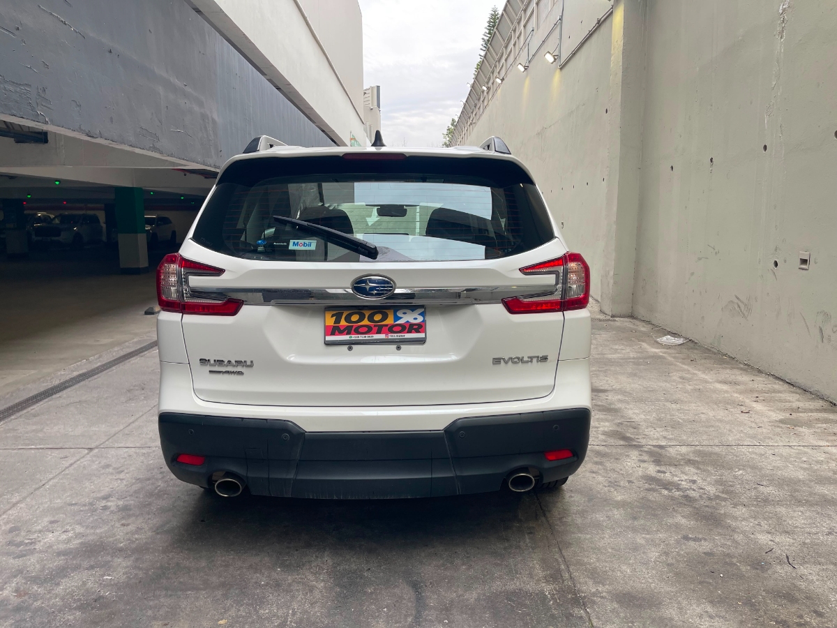 Vehicle media 7