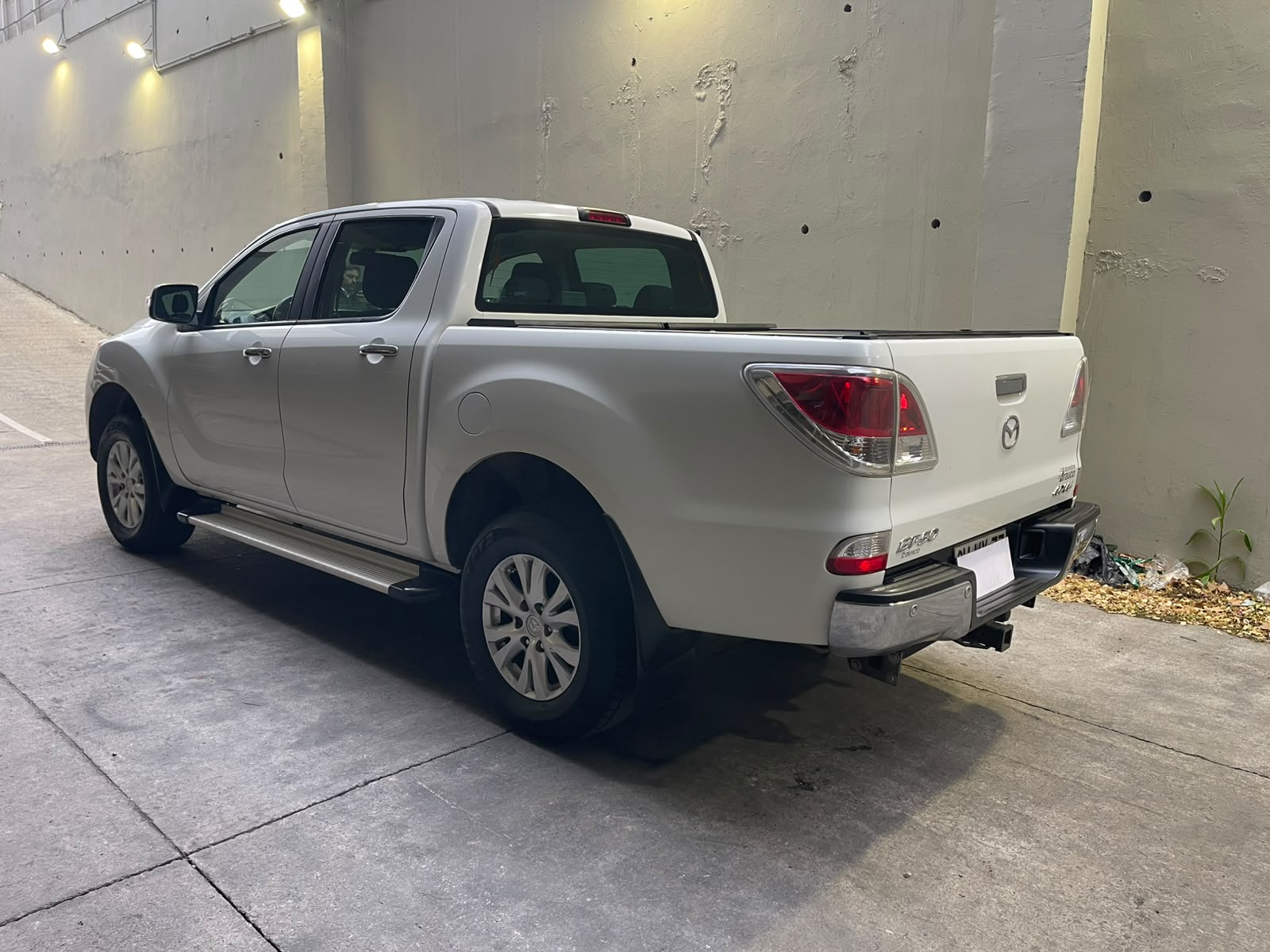 Vehicle media 4