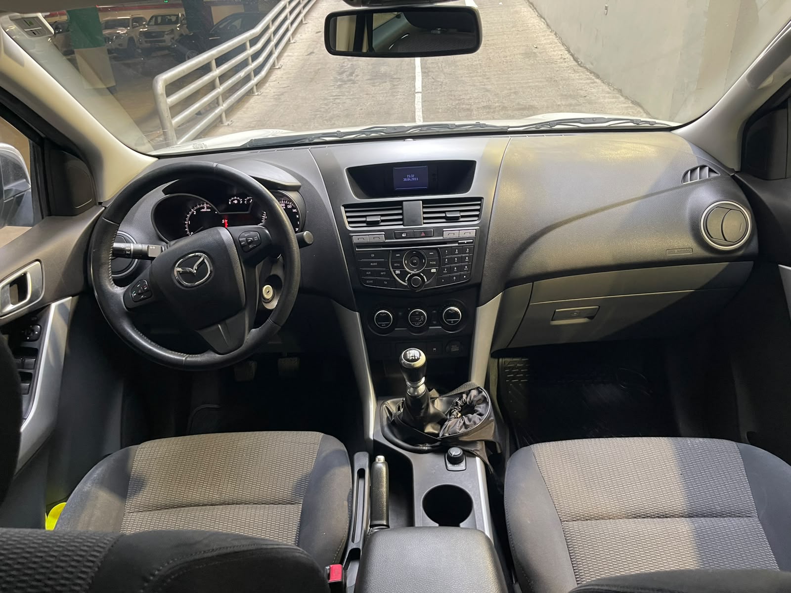 Vehicle media 9