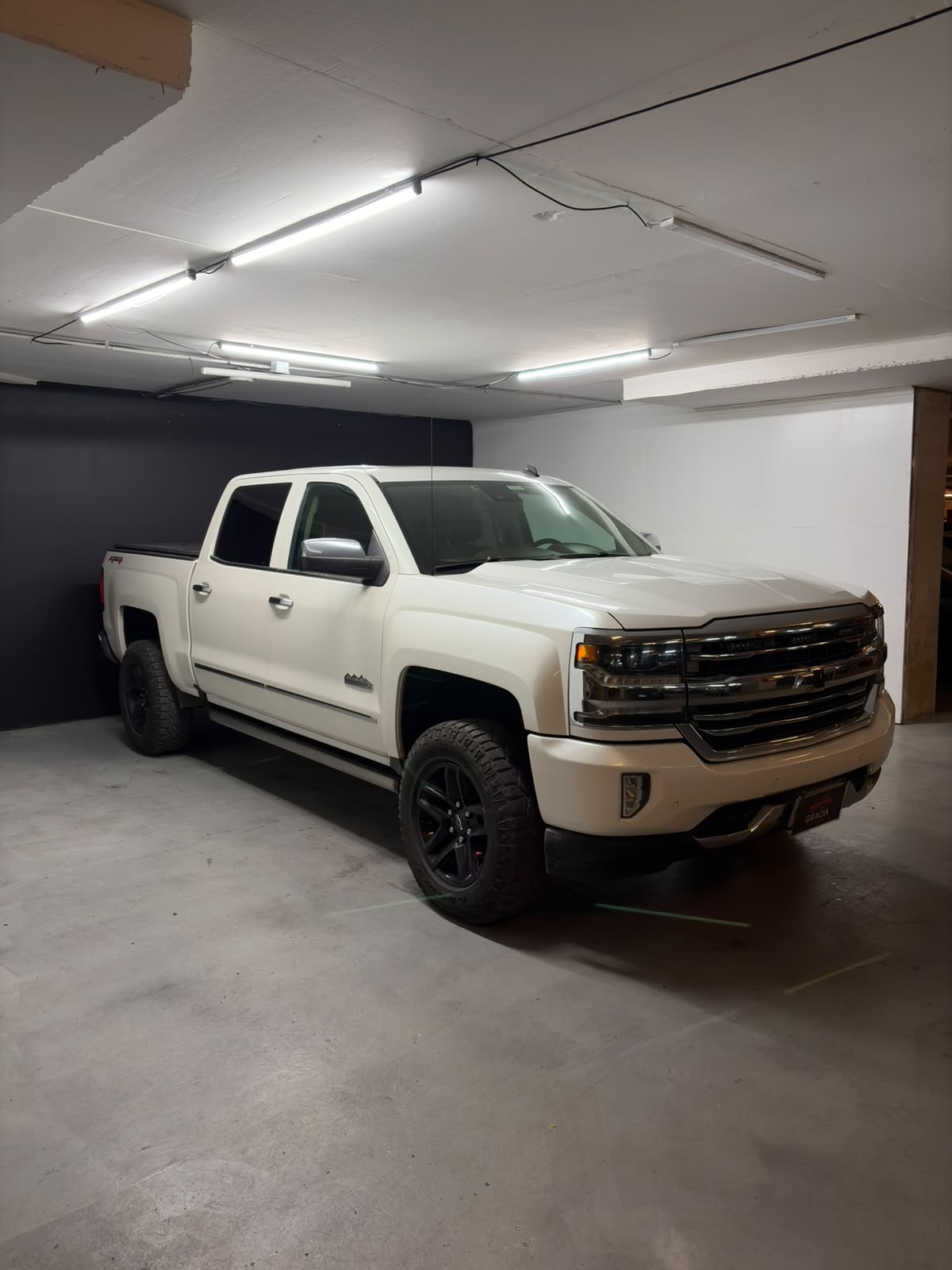 Vehicle media 3