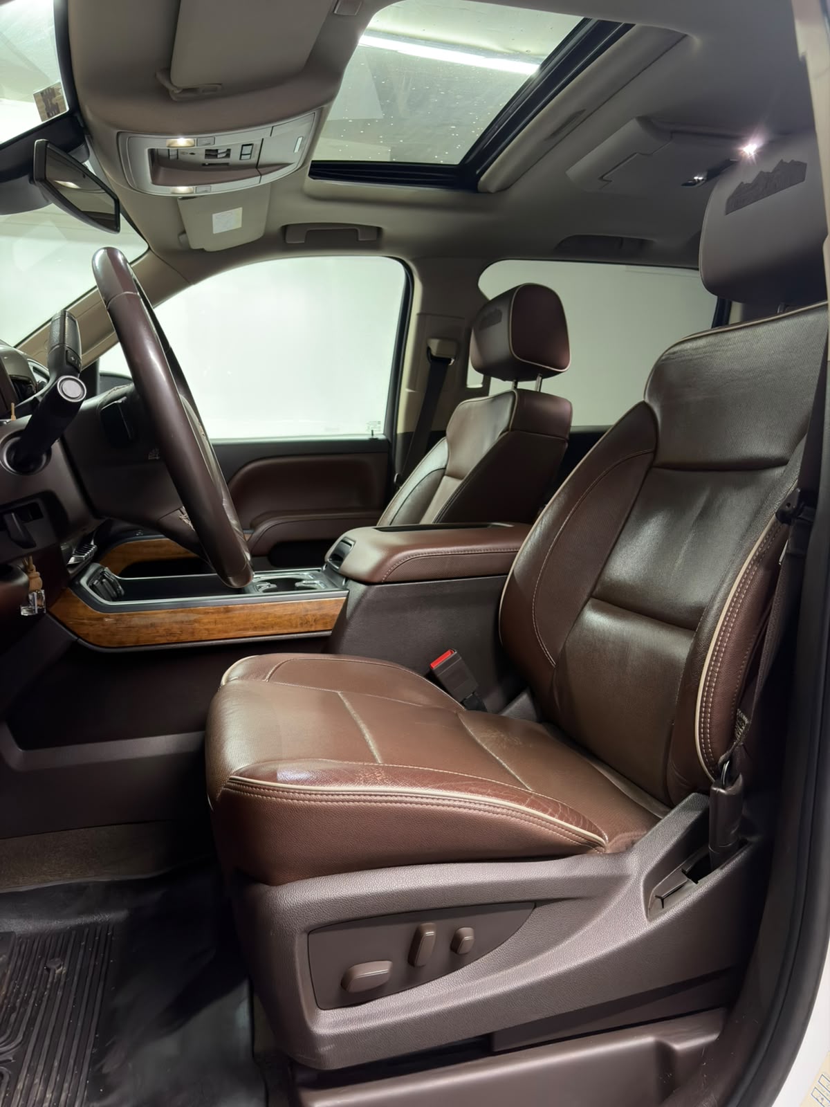 Vehicle media 11