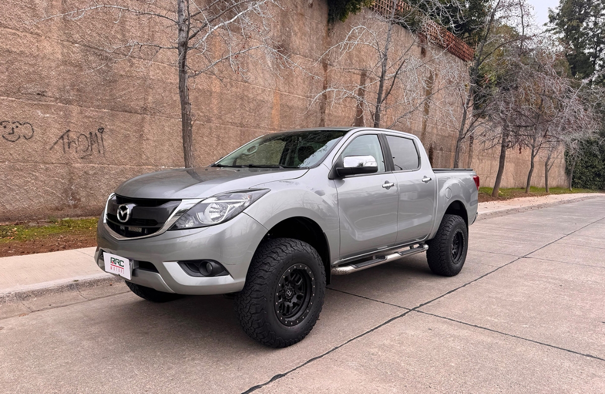 Vehicle media 3