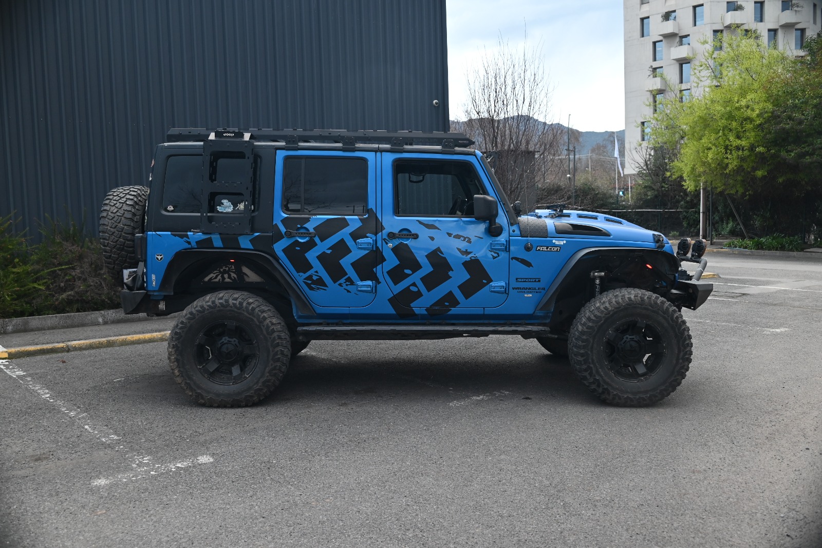 Vehicle media 5